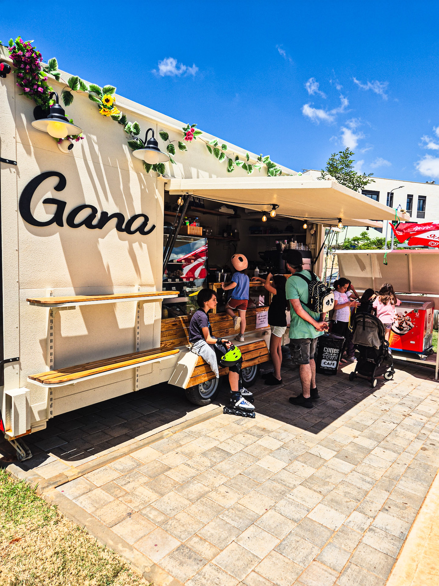 נאות אריאל שרון